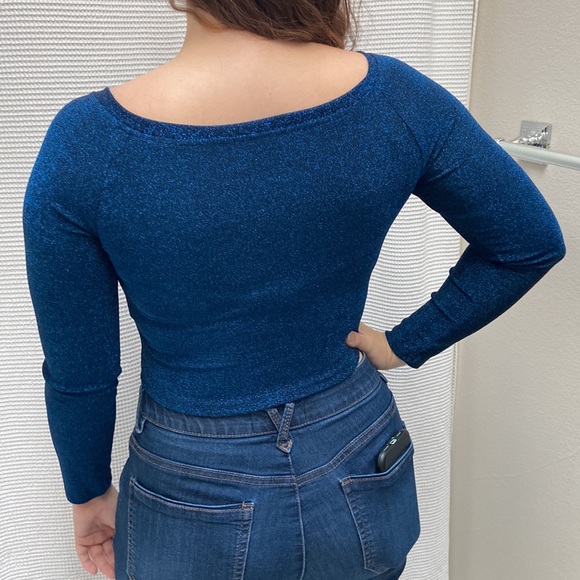 SHEIN women’s off shoulder cropped glitter long-sleeve. Size medium/US 6. - Picture 6 of 12